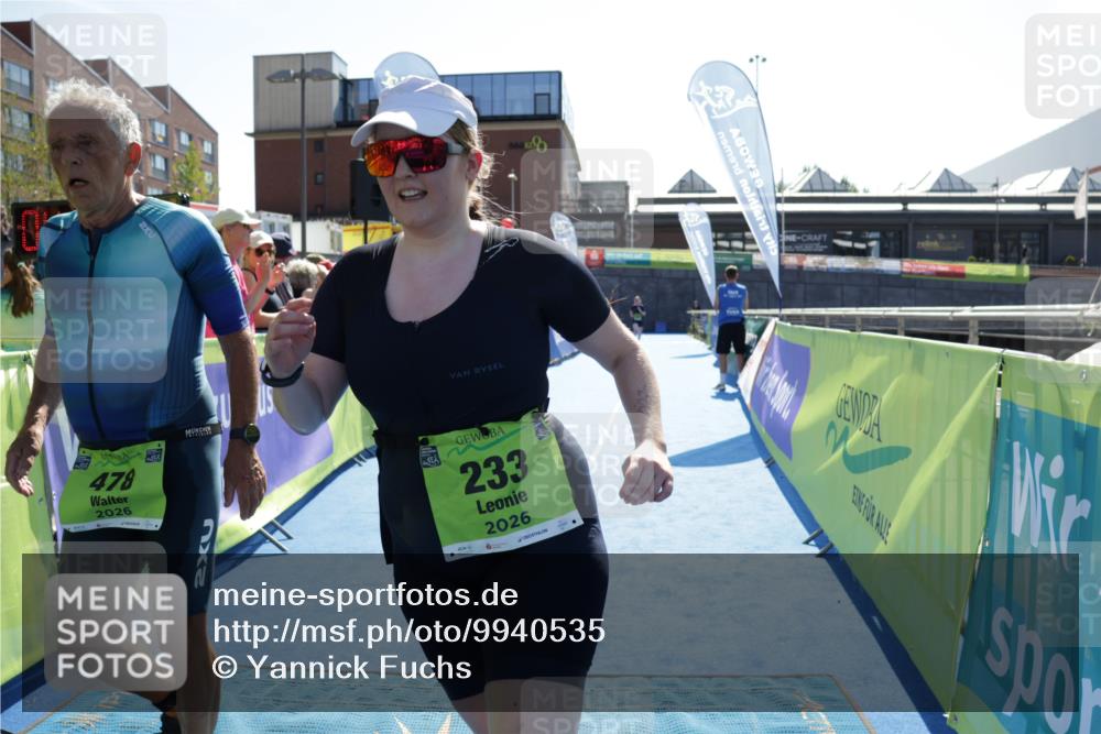 09.08.2026 - GEWOBA Citytriathlon Bremen Yannick Fuchs http://msf.ph/oto/9940535 09.08.2026 15:39:51 Ziel 233, 478 meine-sportfotos.de
