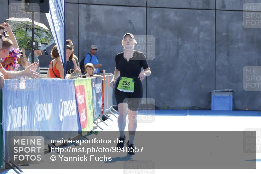 09.08.2026 - GEWOBA Citytriathlon Bremen Yannick Fuchs http://msf.ph/oto/9940557 09.08.2026 15:39:59 Ziel 219 meine-sportfotos.de