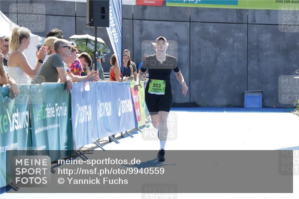 09.08.2026 - GEWOBA Citytriathlon Bremen Yannick Fuchs http://msf.ph/oto/9940559 09.08.2026 15:40:01 Ziel 219, 253 meine-sportfotos.de