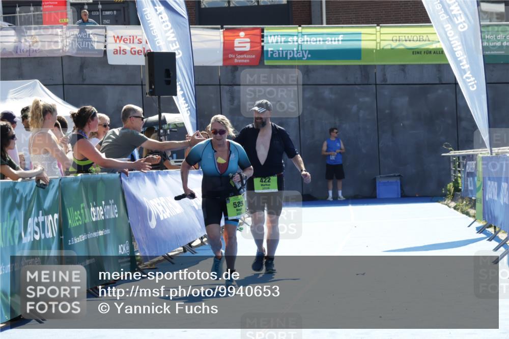09.08.2026 - GEWOBA Citytriathlon Bremen Yannick Fuchs http://msf.ph/oto/9940653 09.08.2026 15:41:01 Ziel 525 meine-sportfotos.de