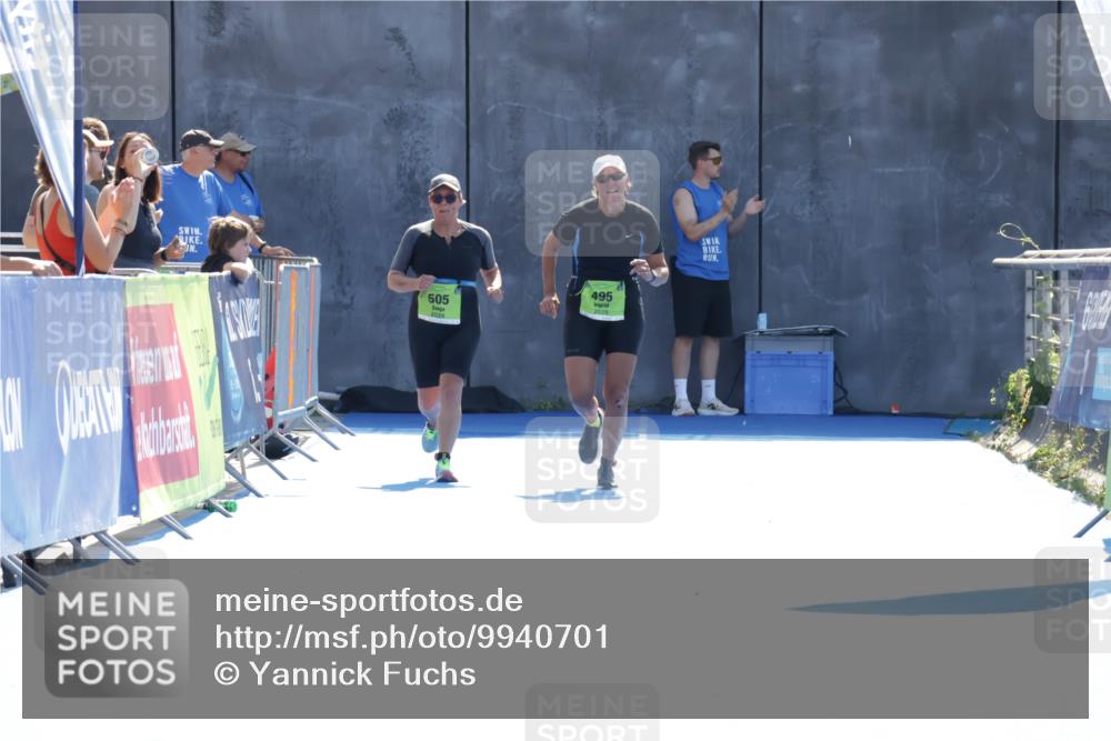 09.08.2026 - GEWOBA Citytriathlon Bremen Yannick Fuchs http://msf.ph/oto/9940701 09.08.2026 15:41:23 Ziel  meine-sportfotos.de