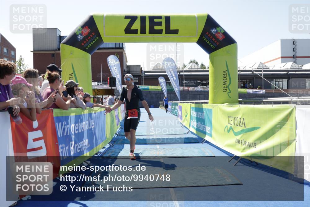 09.08.2026 - GEWOBA Citytriathlon Bremen Yannick Fuchs http://msf.ph/oto/9940748 09.08.2026 13:44:39 Ziel 557 meine-sportfotos.de