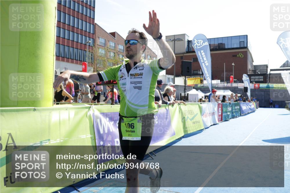 09.08.2026 - GEWOBA Citytriathlon Bremen Yannick Fuchs http://msf.ph/oto/9940768 09.08.2026 15:41:44 Ziel 106, 446 meine-sportfotos.de