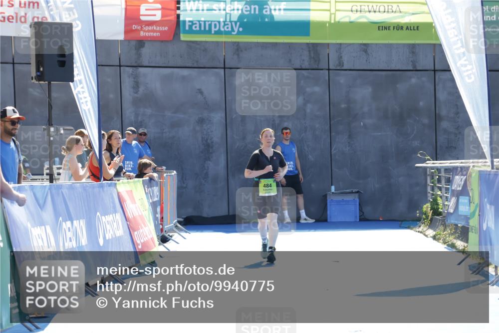 09.08.2026 - GEWOBA Citytriathlon Bremen Yannick Fuchs http://msf.ph/oto/9940775 09.08.2026 15:41:52 Ziel  meine-sportfotos.de