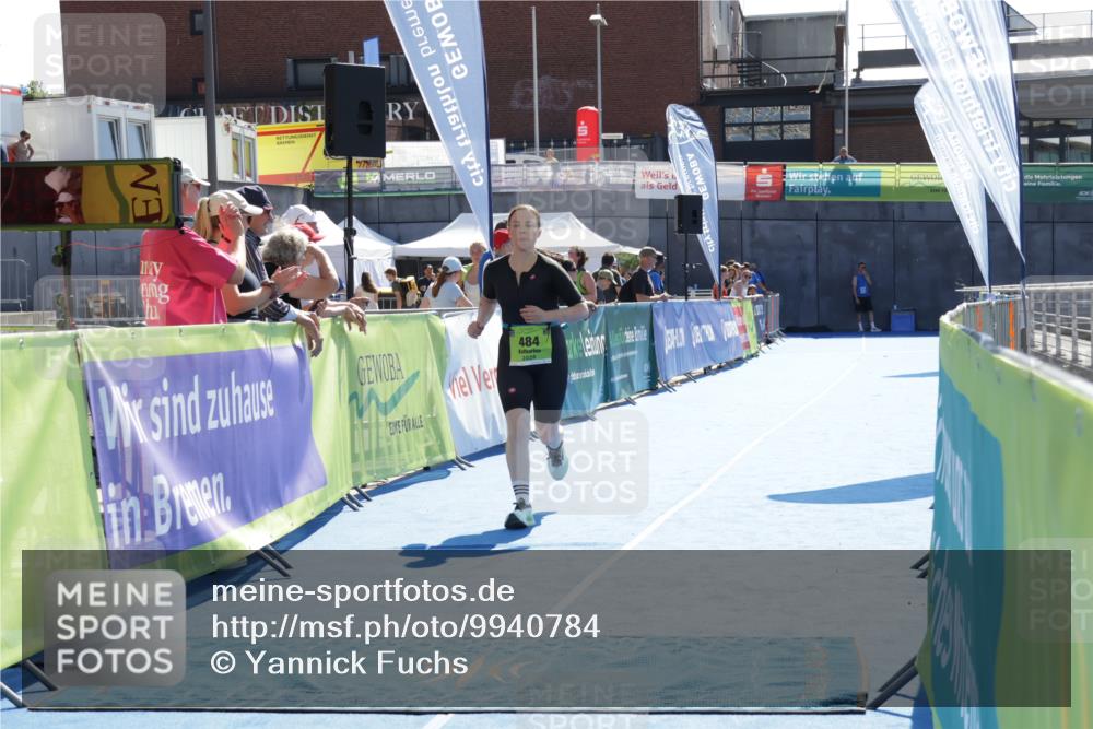 09.08.2026 - GEWOBA Citytriathlon Bremen Yannick Fuchs http://msf.ph/oto/9940784 09.08.2026 15:42:00 Ziel 484 meine-sportfotos.de