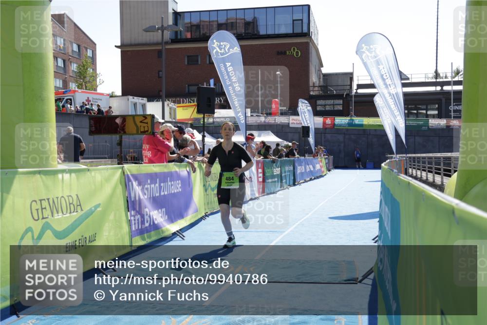 09.08.2026 - GEWOBA Citytriathlon Bremen Yannick Fuchs http://msf.ph/oto/9940786 09.08.2026 15:42:01 Ziel 484 meine-sportfotos.de