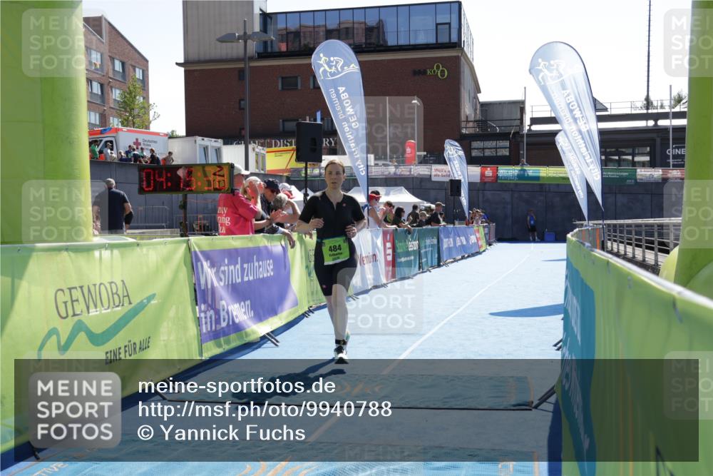 09.08.2026 - GEWOBA Citytriathlon Bremen Yannick Fuchs http://msf.ph/oto/9940788 09.08.2026 15:42:01 Ziel 484 meine-sportfotos.de