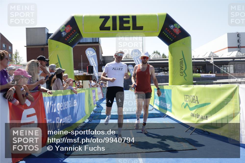 09.08.2026 - GEWOBA Citytriathlon Bremen Yannick Fuchs http://msf.ph/oto/9940794 09.08.2026 13:45:07 Ziel 1121 meine-sportfotos.de
