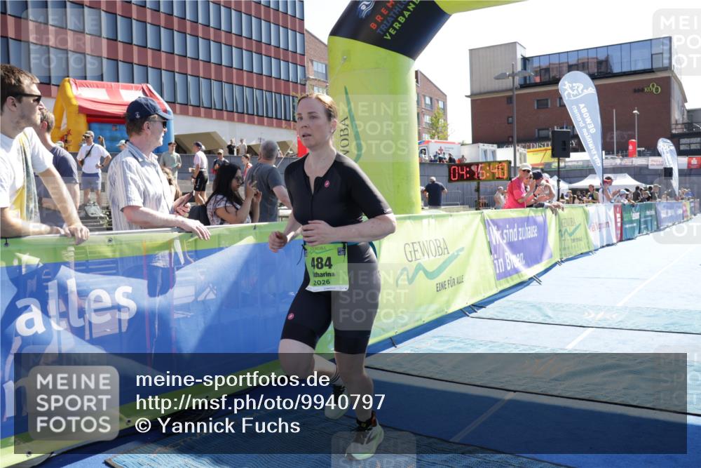 09.08.2026 - GEWOBA Citytriathlon Bremen Yannick Fuchs http://msf.ph/oto/9940797 09.08.2026 15:42:03 Ziel 484 meine-sportfotos.de