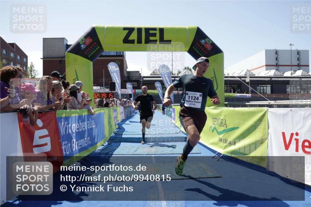 09.08.2026 - GEWOBA Citytriathlon Bremen Yannick Fuchs http://msf.ph/oto/9940815 09.08.2026 13:45:38 Ziel 1124 meine-sportfotos.de
