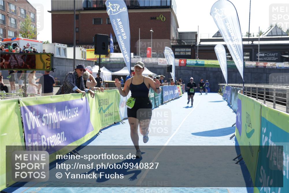 09.08.2026 - GEWOBA Citytriathlon Bremen Yannick Fuchs http://msf.ph/oto/9940827 09.08.2026 15:42:50 Ziel 223 meine-sportfotos.de