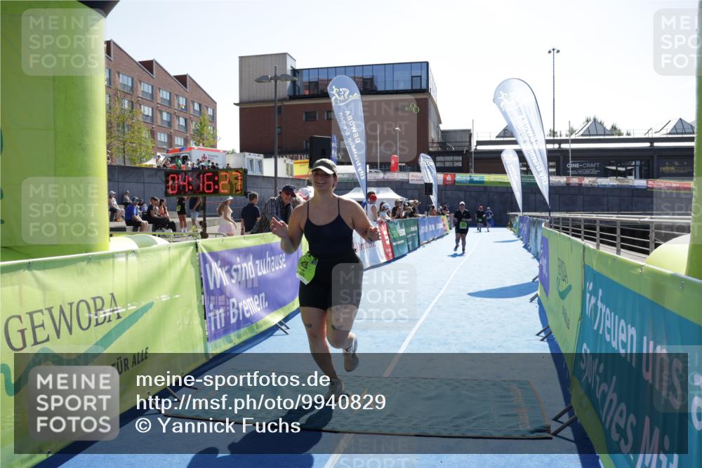 09.08.2026 - GEWOBA Citytriathlon Bremen Yannick Fuchs http://msf.ph/oto/9940829 09.08.2026 15:42:51 Ziel 223 meine-sportfotos.de