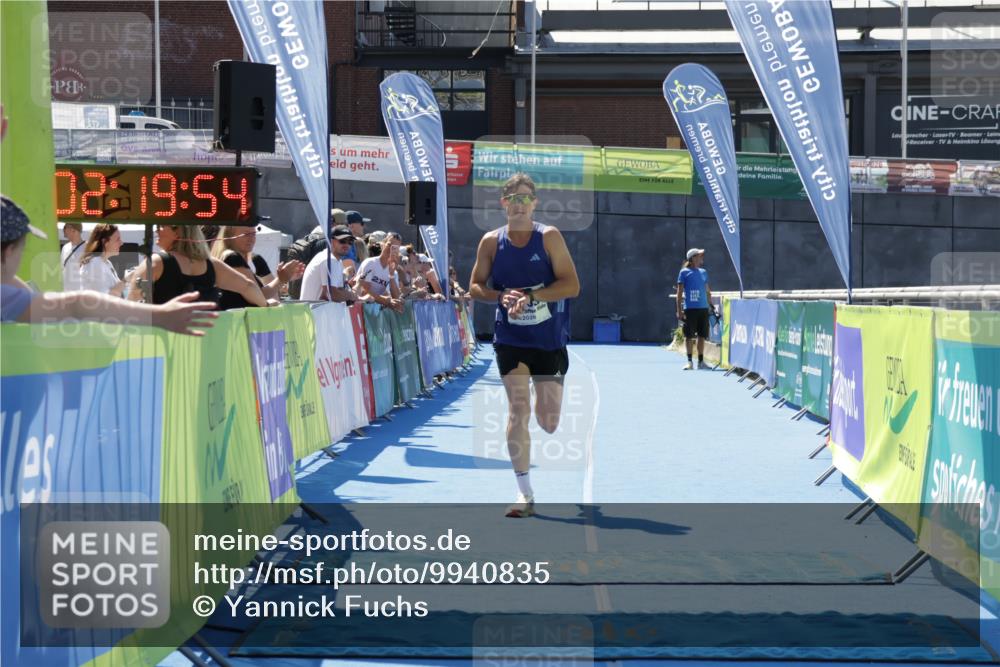 09.08.2026 - GEWOBA Citytriathlon Bremen Yannick Fuchs http://msf.ph/oto/9940835 09.08.2026 13:46:17 Ziel 1153 meine-sportfotos.de