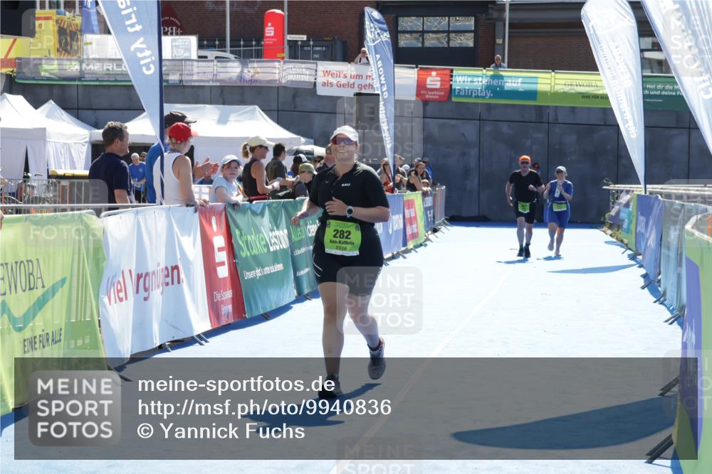 09.08.2026 - GEWOBA Citytriathlon Bremen Yannick Fuchs http://msf.ph/oto/9940836 09.08.2026 15:42:54 Ziel 223, 282 meine-sportfotos.de