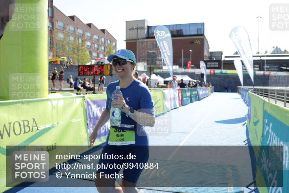 09.08.2026 - GEWOBA Citytriathlon Bremen Yannick Fuchs http://msf.ph/oto/9940884 09.08.2026 15:43:04 Ziel 459 meine-sportfotos.de