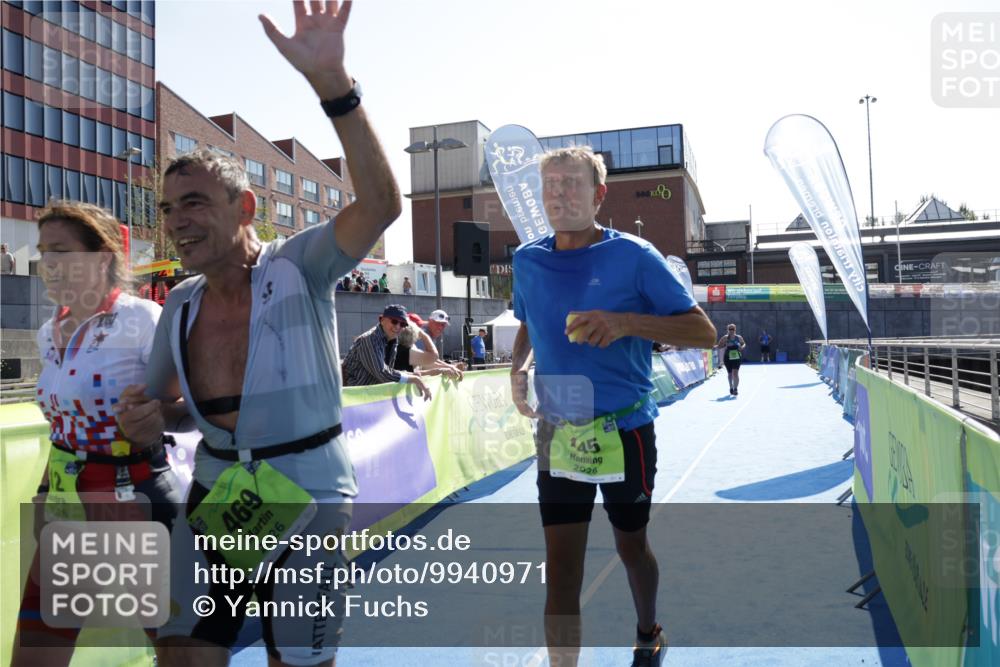 09.08.2026 - GEWOBA Citytriathlon Bremen Yannick Fuchs http://msf.ph/oto/9940971 09.08.2026 15:44:06 Ziel 445, 469, 512 meine-sportfotos.de