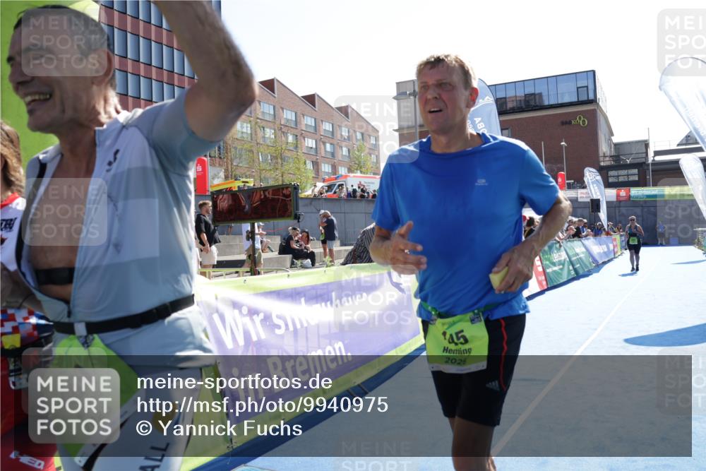 09.08.2026 - GEWOBA Citytriathlon Bremen Yannick Fuchs http://msf.ph/oto/9940975 09.08.2026 15:44:07 Ziel 255, 445, 469, 512 meine-sportfotos.de