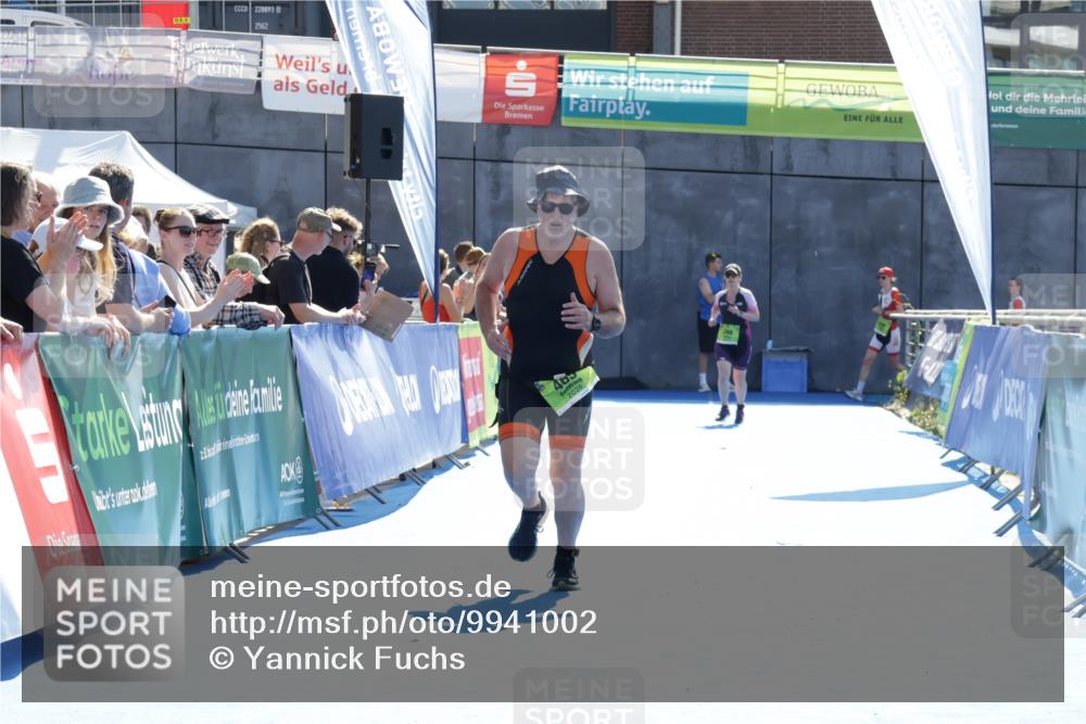 09.08.2026 - GEWOBA Citytriathlon Bremen Yannick Fuchs http://msf.ph/oto/9941002 09.08.2026 15:44:31 Ziel 465 meine-sportfotos.de
