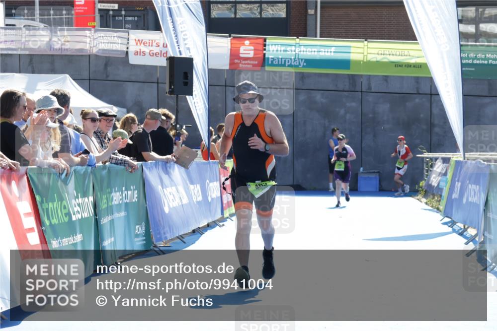 09.08.2026 - GEWOBA Citytriathlon Bremen Yannick Fuchs http://msf.ph/oto/9941004 09.08.2026 15:44:31 Ziel 465 meine-sportfotos.de