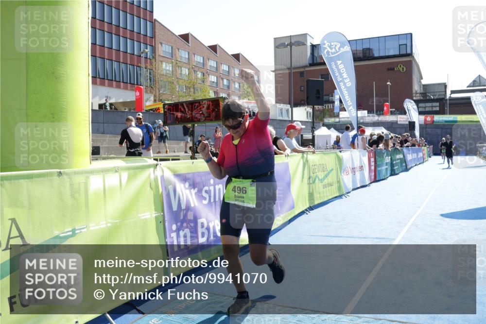 09.08.2026 - GEWOBA Citytriathlon Bremen Yannick Fuchs http://msf.ph/oto/9941070 09.08.2026 15:44:54 Ziel 496 meine-sportfotos.de