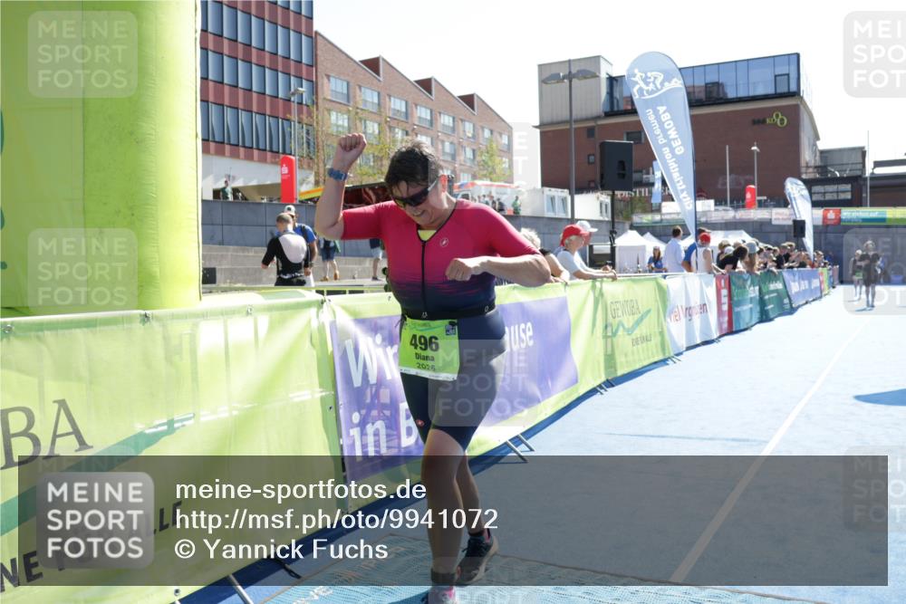 09.08.2026 - GEWOBA Citytriathlon Bremen Yannick Fuchs http://msf.ph/oto/9941072 09.08.2026 15:44:54 Ziel 496 meine-sportfotos.de