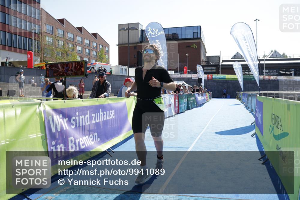 09.08.2026 - GEWOBA Citytriathlon Bremen Yannick Fuchs http://msf.ph/oto/9941089 09.08.2026 15:45:01 Ziel 101, 491 meine-sportfotos.de
