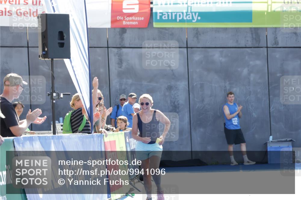 09.08.2026 - GEWOBA Citytriathlon Bremen Yannick Fuchs http://msf.ph/oto/9941096 09.08.2026 15:45:44 Ziel  meine-sportfotos.de