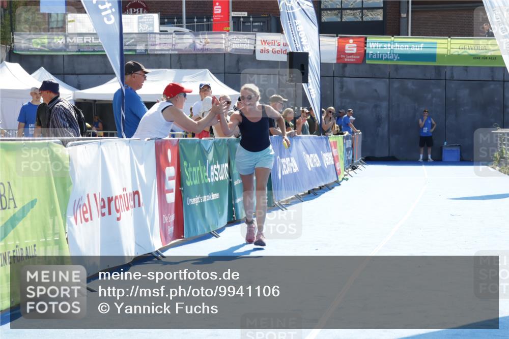 09.08.2026 - GEWOBA Citytriathlon Bremen Yannick Fuchs http://msf.ph/oto/9941106 09.08.2026 15:45:49 Ziel 518 meine-sportfotos.de