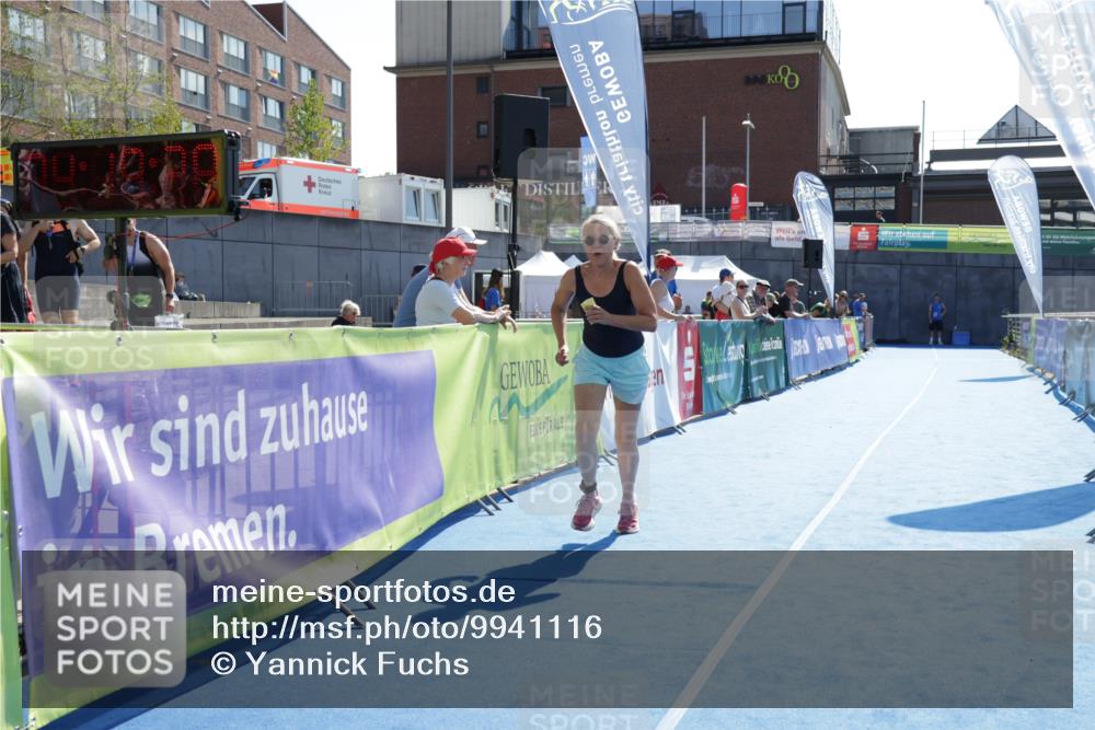 09.08.2026 - GEWOBA Citytriathlon Bremen Yannick Fuchs http://msf.ph/oto/9941116 09.08.2026 15:45:51 Ziel 518 meine-sportfotos.de