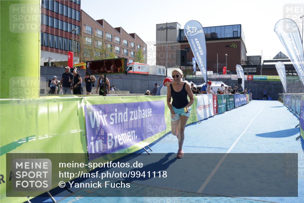 09.08.2026 - GEWOBA Citytriathlon Bremen Yannick Fuchs http://msf.ph/oto/9941118 09.08.2026 15:45:52 Ziel 518 meine-sportfotos.de