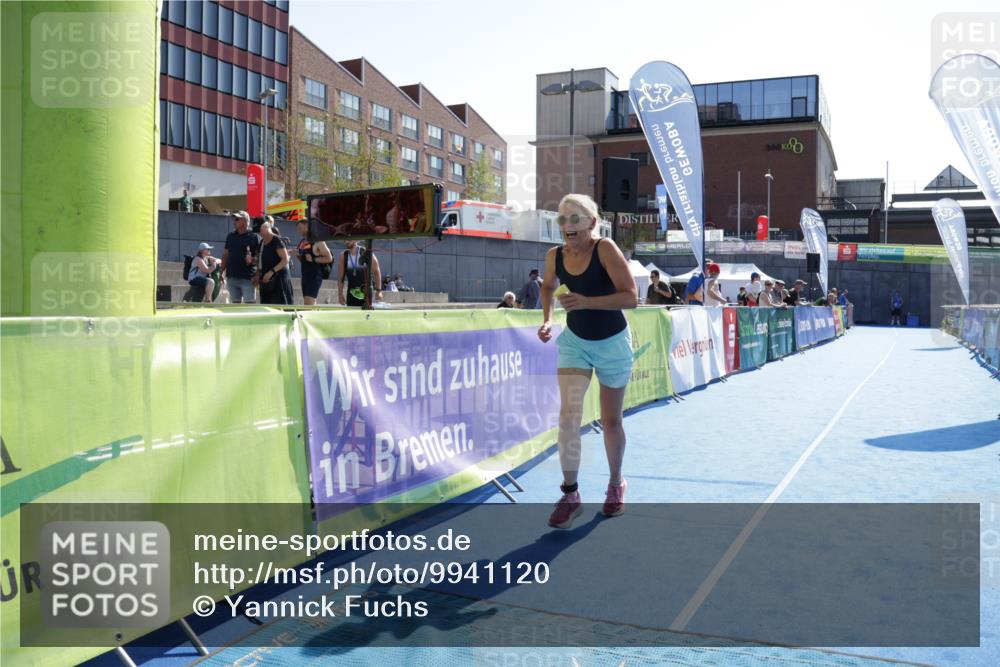 09.08.2026 - GEWOBA Citytriathlon Bremen Yannick Fuchs http://msf.ph/oto/9941120 09.08.2026 15:45:52 Ziel 518 meine-sportfotos.de