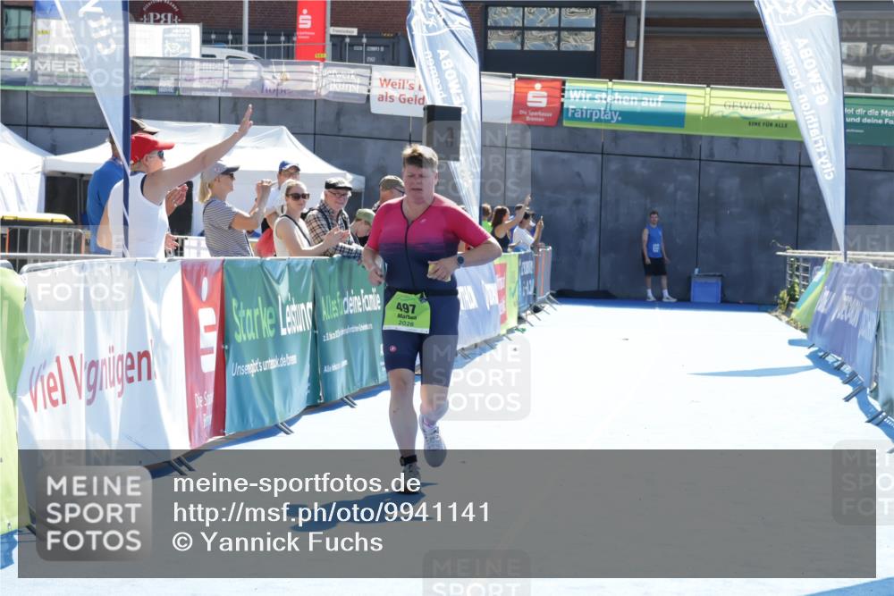 09.08.2026 - GEWOBA Citytriathlon Bremen Yannick Fuchs http://msf.ph/oto/9941141 09.08.2026 15:47:04 Ziel 497 meine-sportfotos.de
