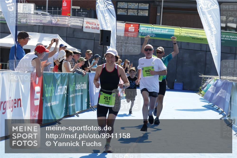 09.08.2026 - GEWOBA Citytriathlon Bremen Yannick Fuchs http://msf.ph/oto/9941158 09.08.2026 15:47:27 Ziel 251, 443 meine-sportfotos.de