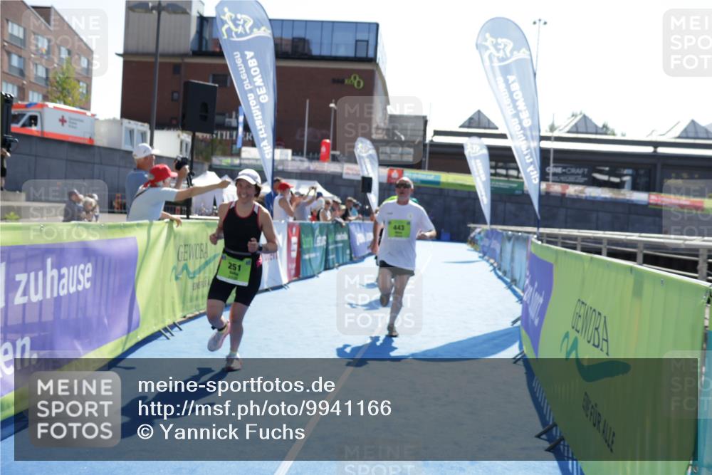 09.08.2026 - GEWOBA Citytriathlon Bremen Yannick Fuchs http://msf.ph/oto/9941166 09.08.2026 15:47:28 Ziel 251, 443 meine-sportfotos.de