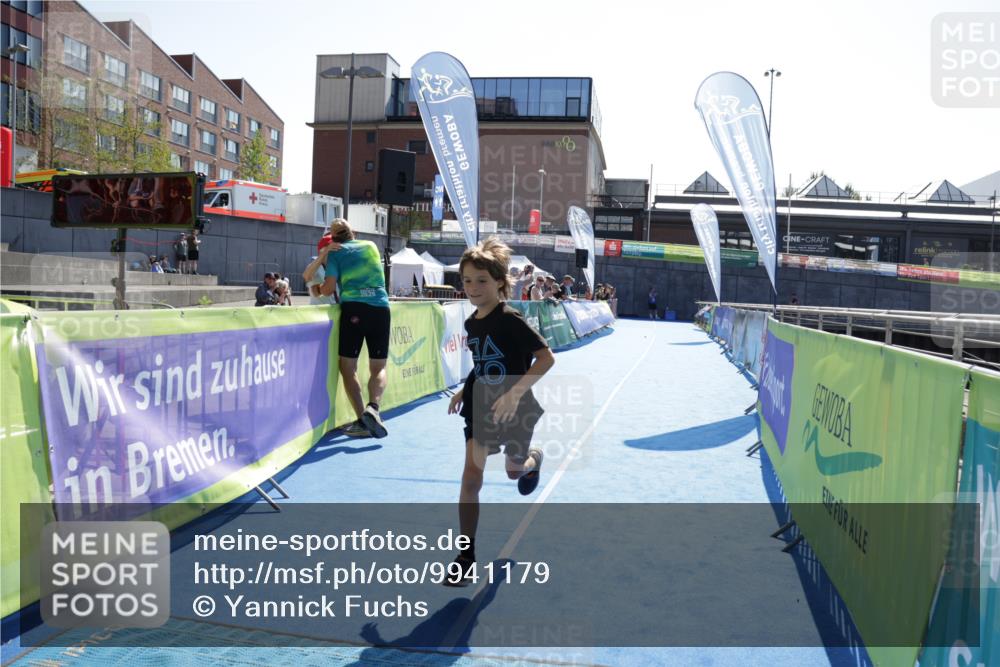 09.08.2026 - GEWOBA Citytriathlon Bremen Yannick Fuchs http://msf.ph/oto/9941179 09.08.2026 15:47:31 Ziel 251, 443, 475 meine-sportfotos.de