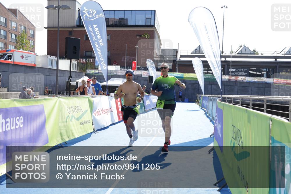 09.08.2026 - GEWOBA Citytriathlon Bremen Yannick Fuchs http://msf.ph/oto/9941205 09.08.2026 15:47:53 Ziel 104, 406, 447 meine-sportfotos.de