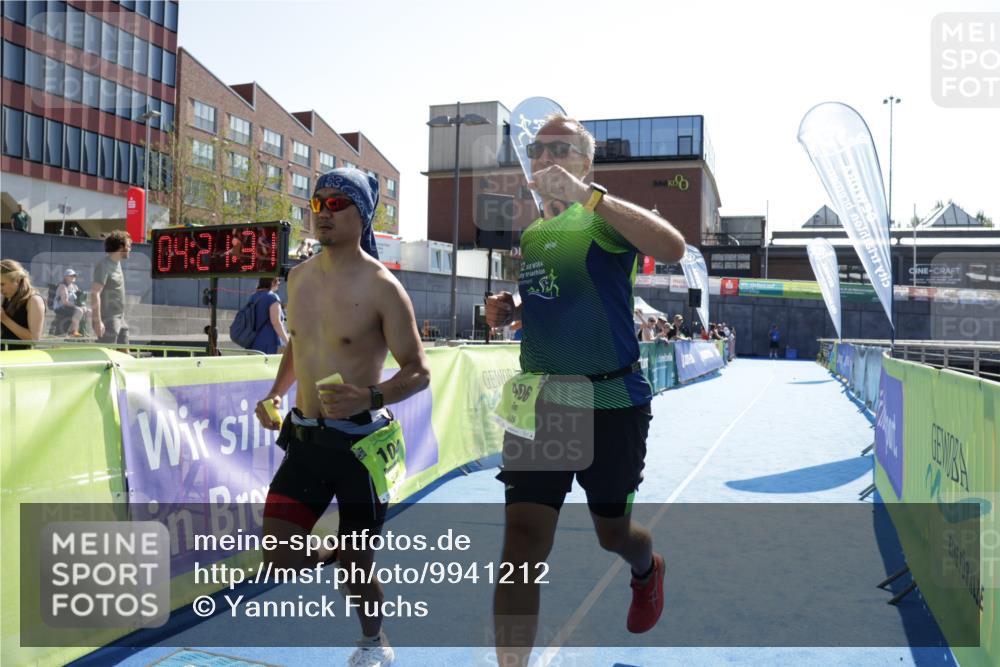 09.08.2026 - GEWOBA Citytriathlon Bremen Yannick Fuchs http://msf.ph/oto/9941212 09.08.2026 15:47:54 Ziel 104, 406, 447 meine-sportfotos.de
