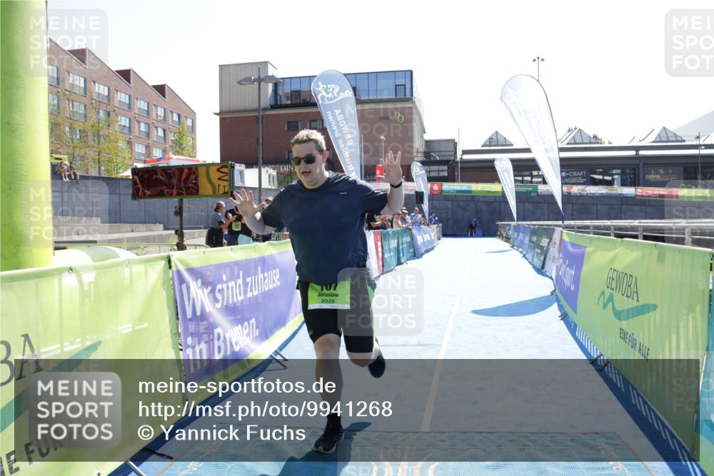 09.08.2026 - GEWOBA Citytriathlon Bremen Yannick Fuchs http://msf.ph/oto/9941268 09.08.2026 15:52:04 Ziel 107 meine-sportfotos.de