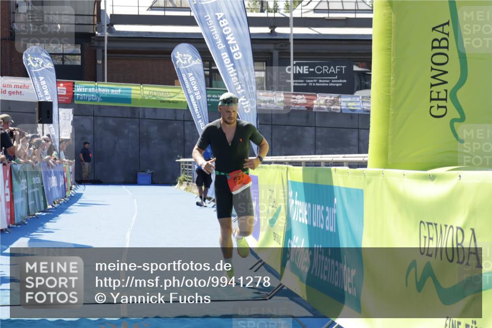 09.08.2026 - GEWOBA Citytriathlon Bremen Yannick Fuchs http://msf.ph/oto/9941278 09.08.2026 13:53:09 Ziel 571 meine-sportfotos.de