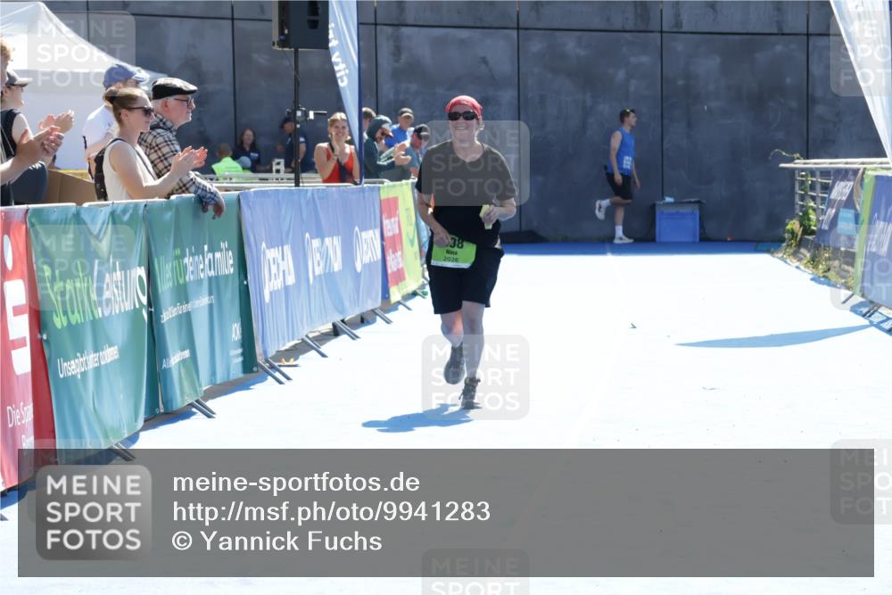 09.08.2026 - GEWOBA Citytriathlon Bremen Yannick Fuchs http://msf.ph/oto/9941283 09.08.2026 15:52:39 Ziel  meine-sportfotos.de