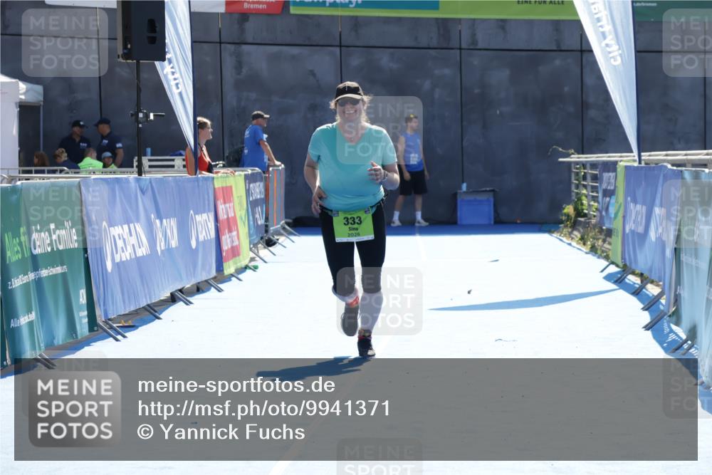 09.08.2026 - GEWOBA Citytriathlon Bremen Yannick Fuchs http://msf.ph/oto/9941371 09.08.2026 15:56:40 Ziel 333 meine-sportfotos.de