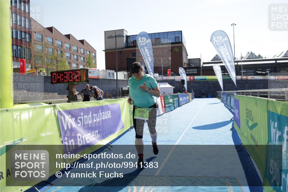 09.08.2026 - GEWOBA Citytriathlon Bremen Yannick Fuchs http://msf.ph/oto/9941383 09.08.2026 15:56:45 Ziel 333 meine-sportfotos.de