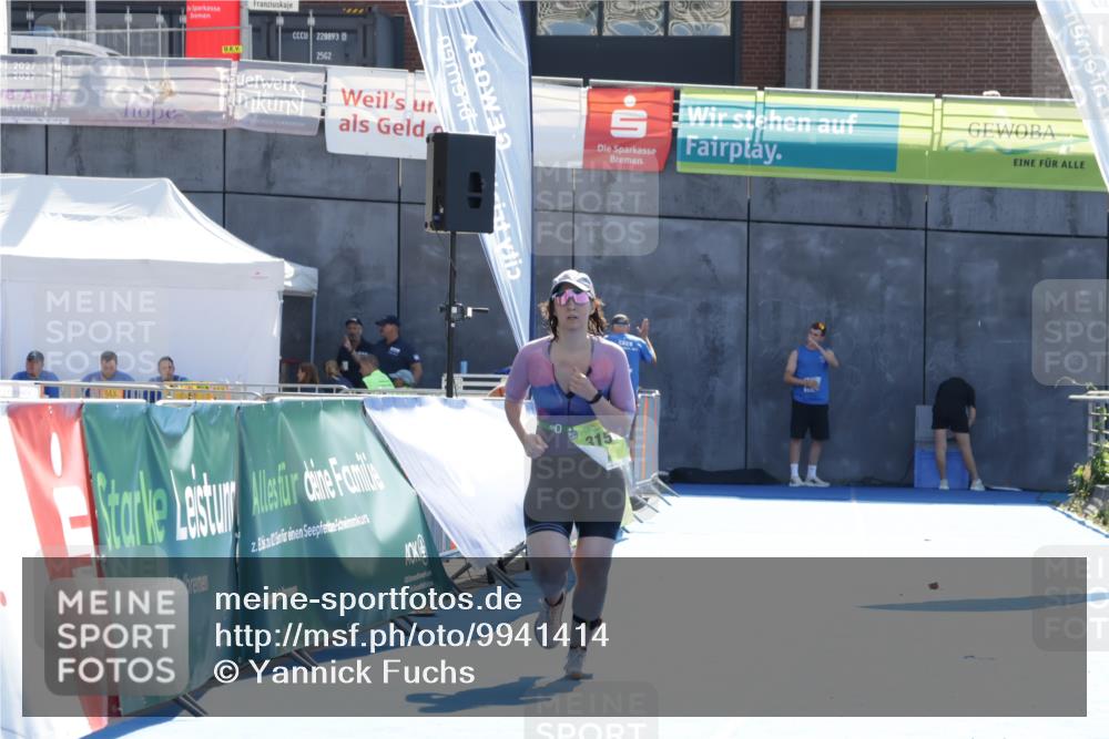 09.08.2026 - GEWOBA Citytriathlon Bremen Yannick Fuchs http://msf.ph/oto/9941414 09.08.2026 15:58:10 Ziel 315 meine-sportfotos.de