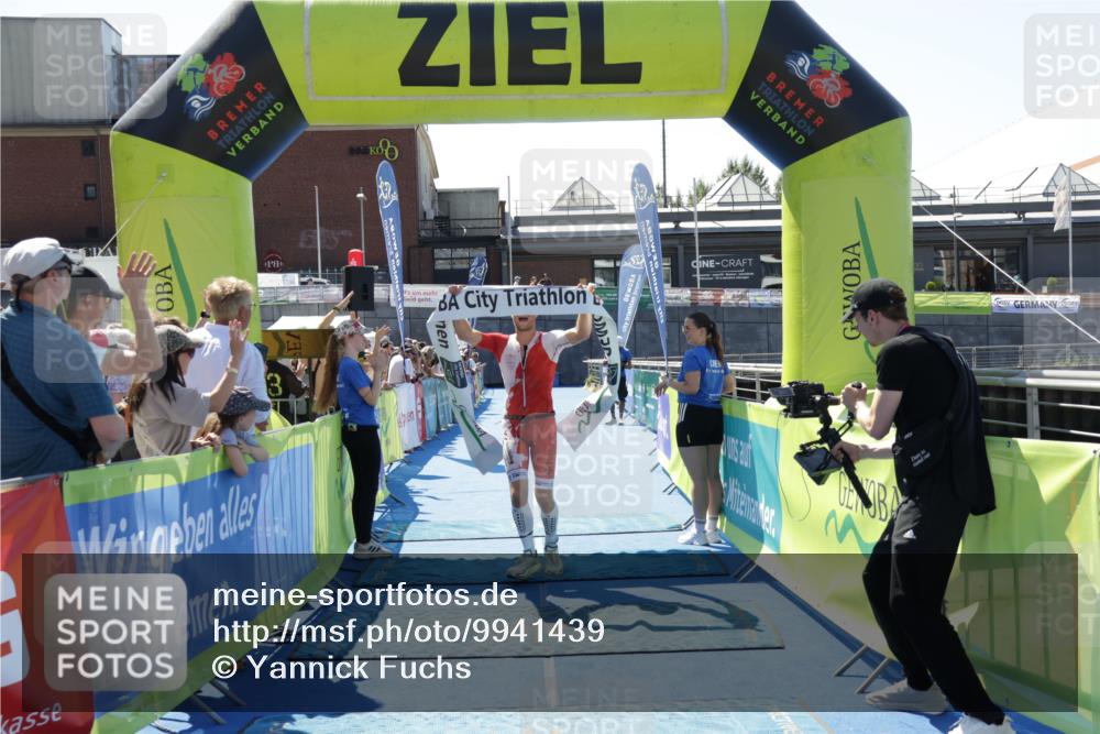 09.08.2026 - GEWOBA Citytriathlon Bremen Yannick Fuchs http://msf.ph/oto/9941439 09.08.2026 13:55:12 Ziel 769, 1004, 1004 meine-sportfotos.de