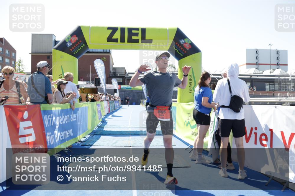 09.08.2026 - GEWOBA Citytriathlon Bremen Yannick Fuchs http://msf.ph/oto/9941485 09.08.2026 13:56:11 Ziel 541, 695 meine-sportfotos.de