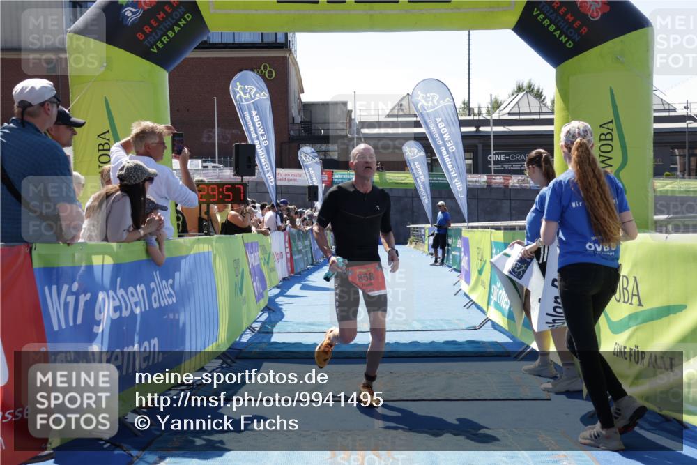 09.08.2026 - GEWOBA Citytriathlon Bremen Yannick Fuchs http://msf.ph/oto/9941495 09.08.2026 13:56:20 Ziel 858 meine-sportfotos.de