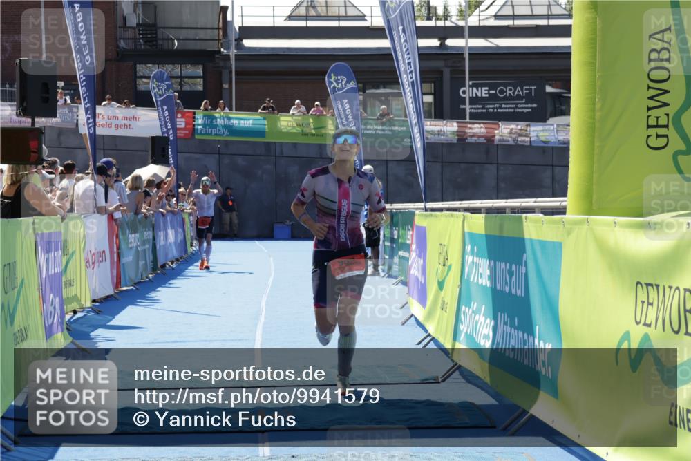 09.08.2026 - GEWOBA Citytriathlon Bremen Yannick Fuchs http://msf.ph/oto/9941579 09.08.2026 13:58:57 Ziel 850, 955 meine-sportfotos.de