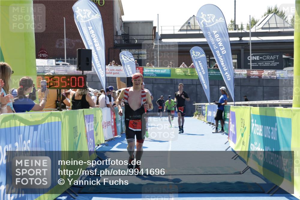 09.08.2026 - GEWOBA Citytriathlon Bremen Yannick Fuchs http://msf.ph/oto/9941696 09.08.2026 14:01:23 Ziel 723, 761, 777 meine-sportfotos.de