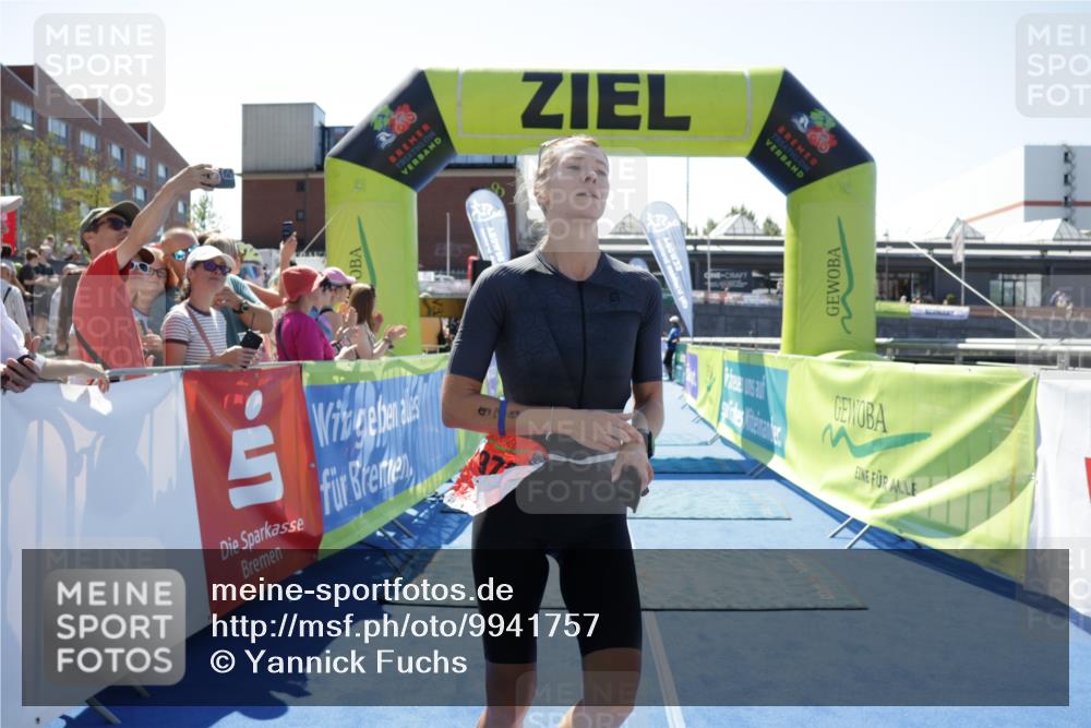 09.08.2026 - GEWOBA Citytriathlon Bremen Yannick Fuchs http://msf.ph/oto/9941757 09.08.2026 14:02:07 Ziel 624, 979 meine-sportfotos.de