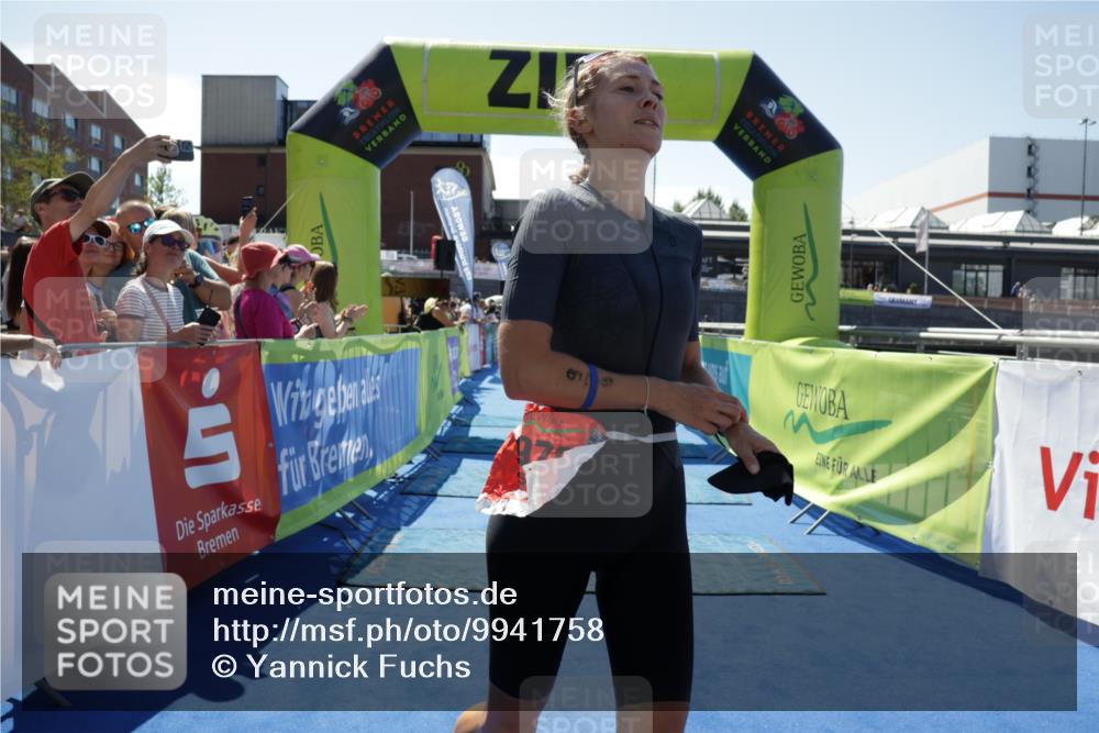 09.08.2026 - GEWOBA Citytriathlon Bremen Yannick Fuchs http://msf.ph/oto/9941758 09.08.2026 14:02:07 Ziel 624, 979 meine-sportfotos.de